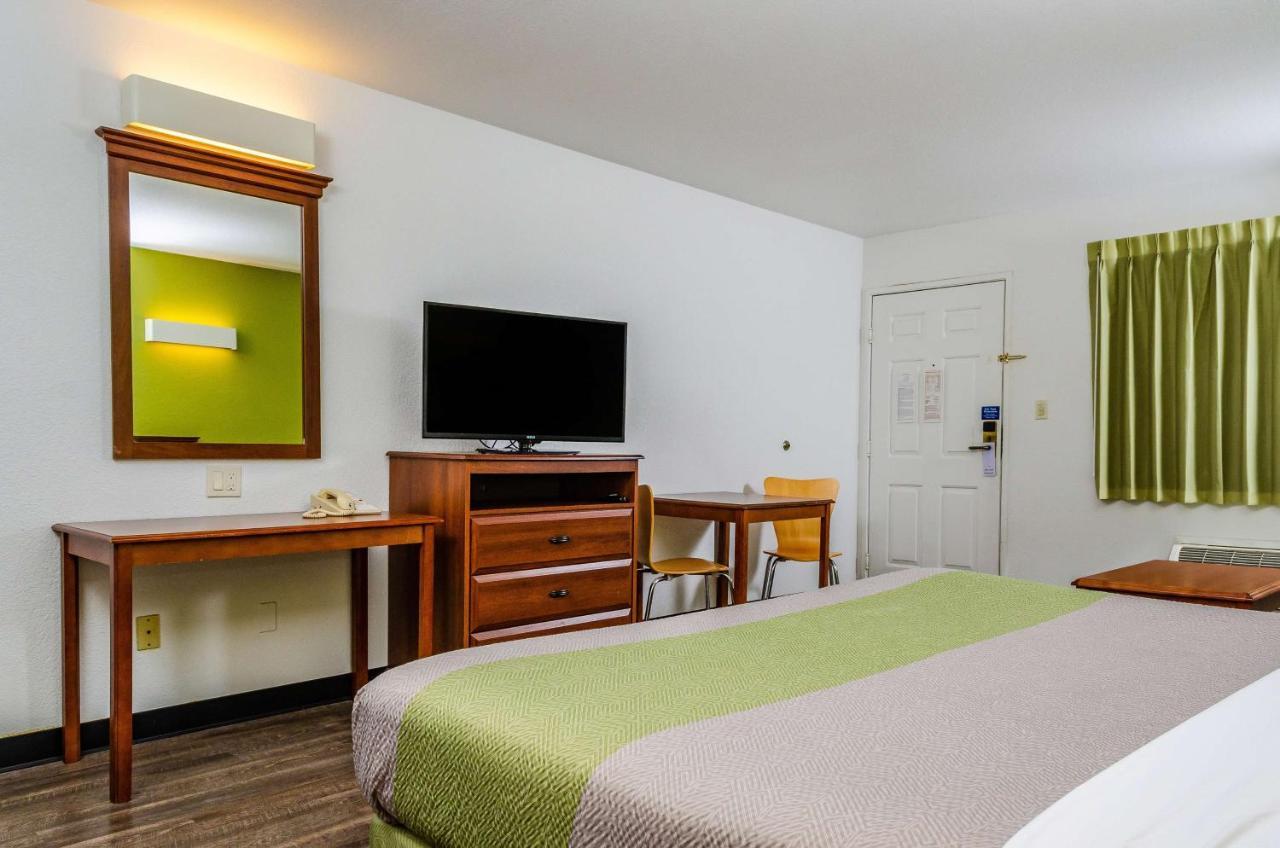 Motel 6 Oakdale, Ca Kültér fotó