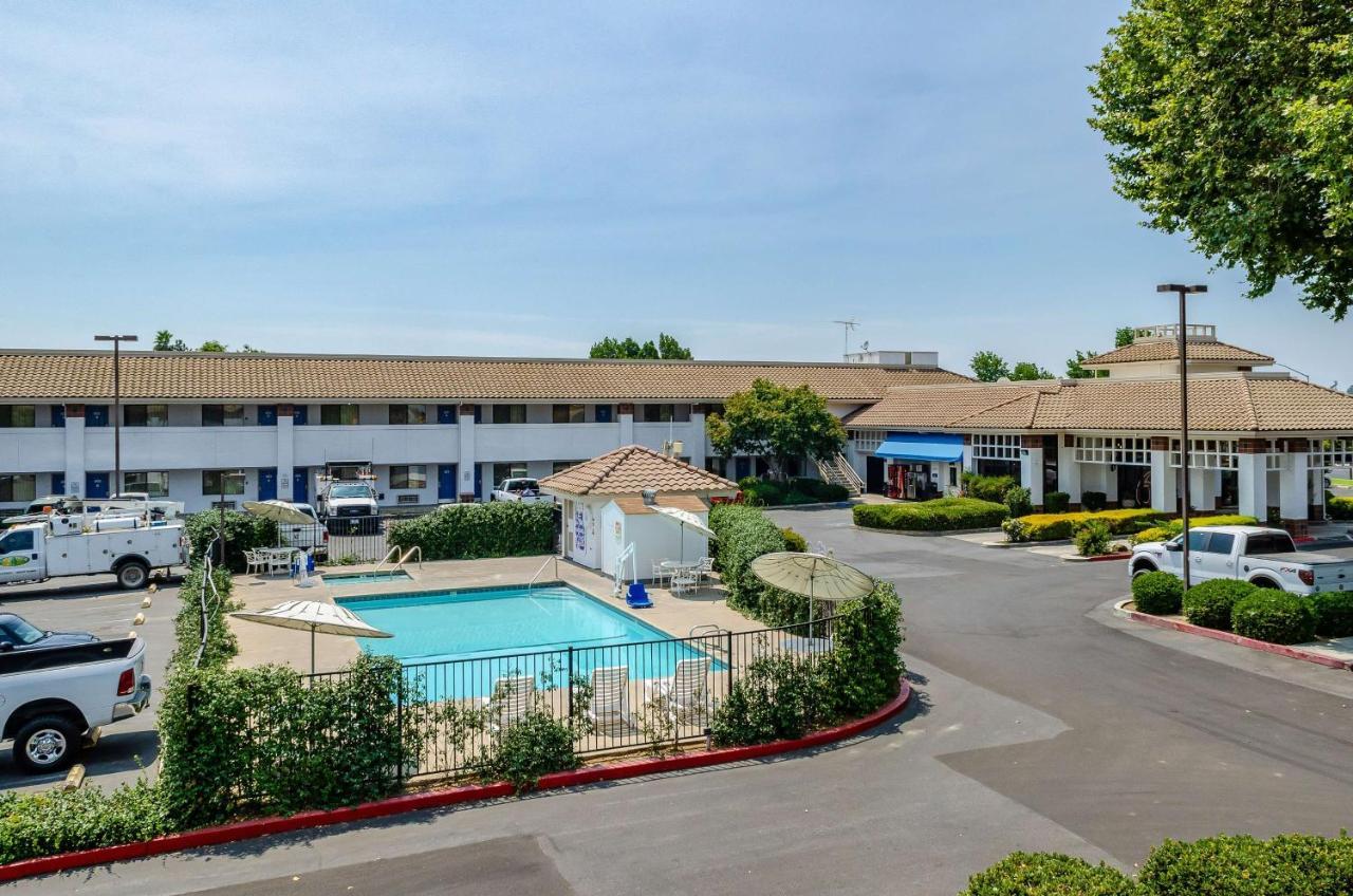 Motel 6 Oakdale, Ca Kültér fotó