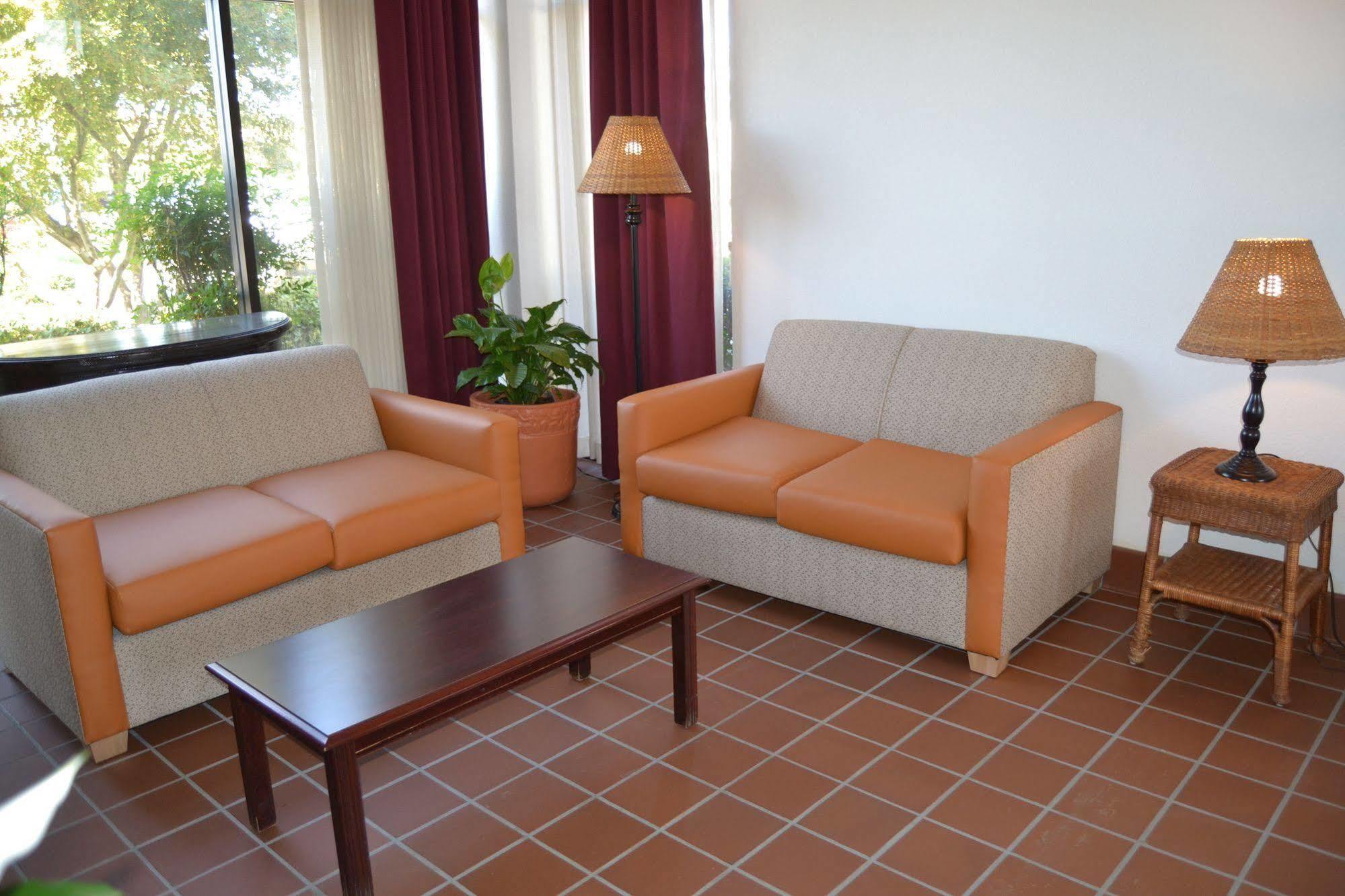 Motel 6 Oakdale, Ca Kültér fotó