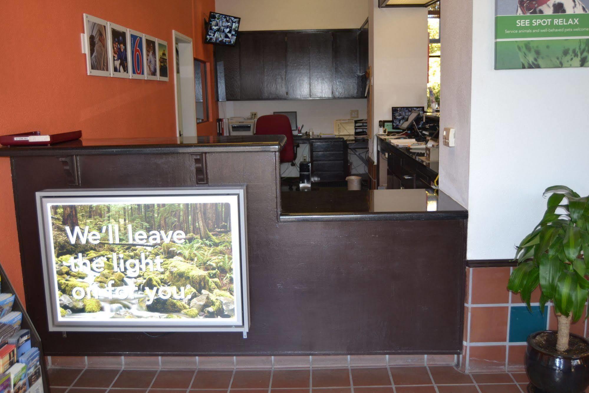 Motel 6 Oakdale, Ca Kültér fotó