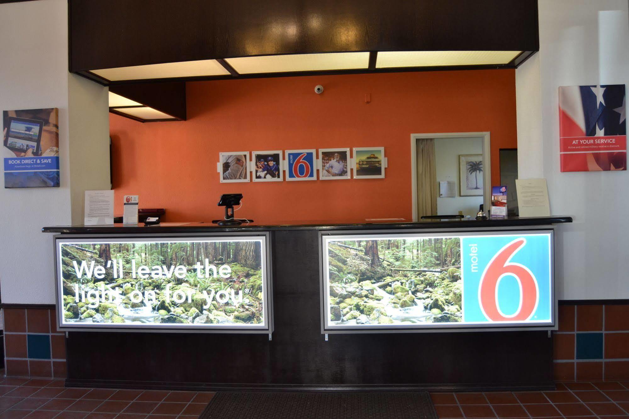 Motel 6 Oakdale, Ca Kültér fotó